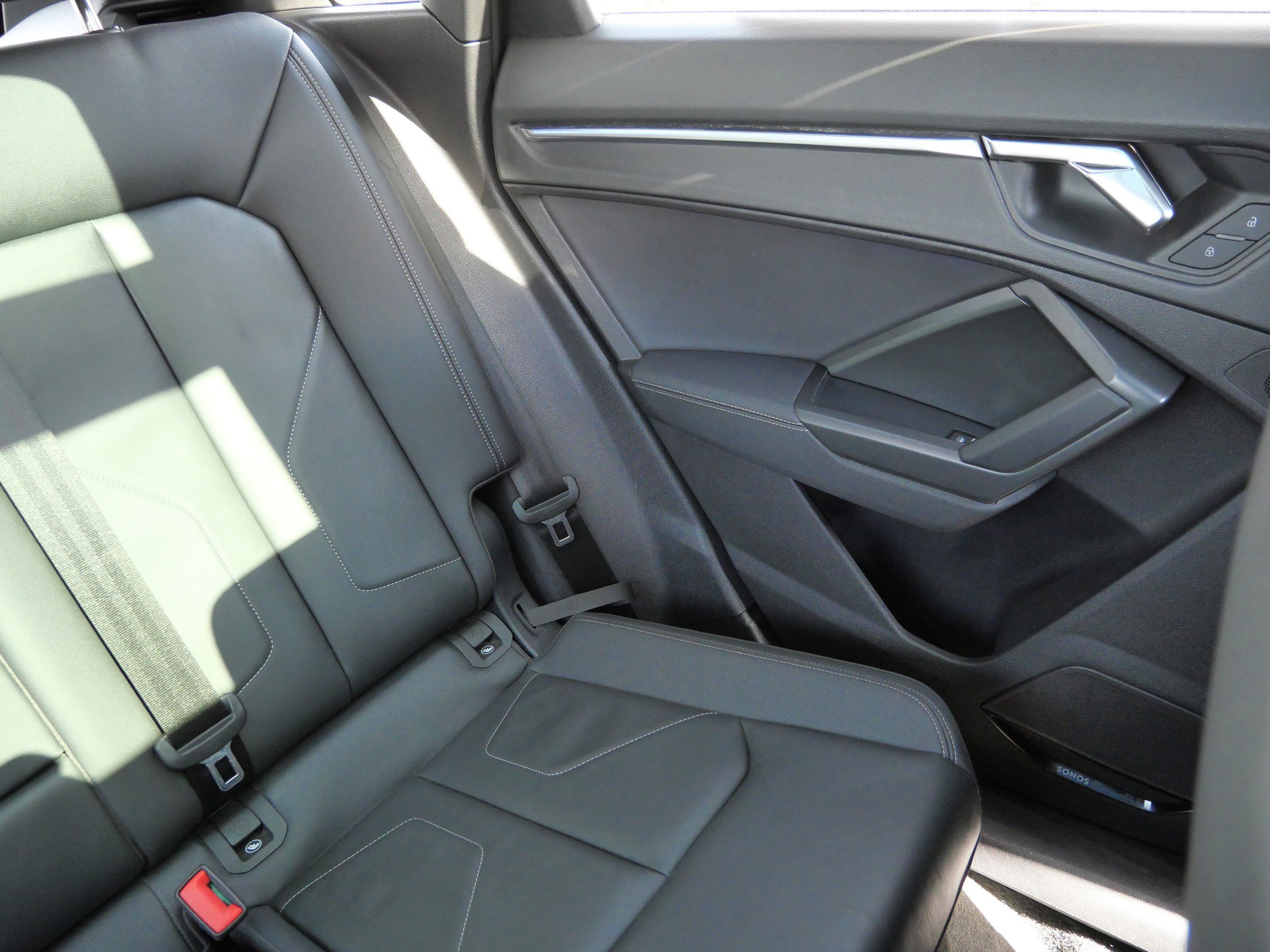 Used 2023 Audi Q3 2.0T Premium Plus w/ Premium Plus Package image 14