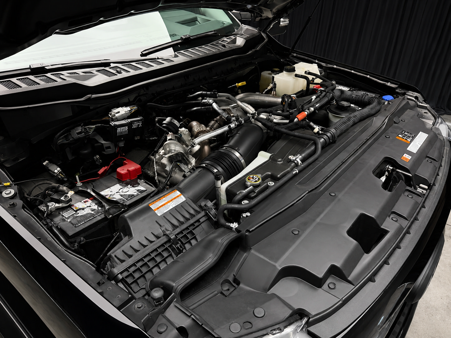 Used 2026 Ford F250 Lariat w/ Black Appearance Package AWD/4WD image 9