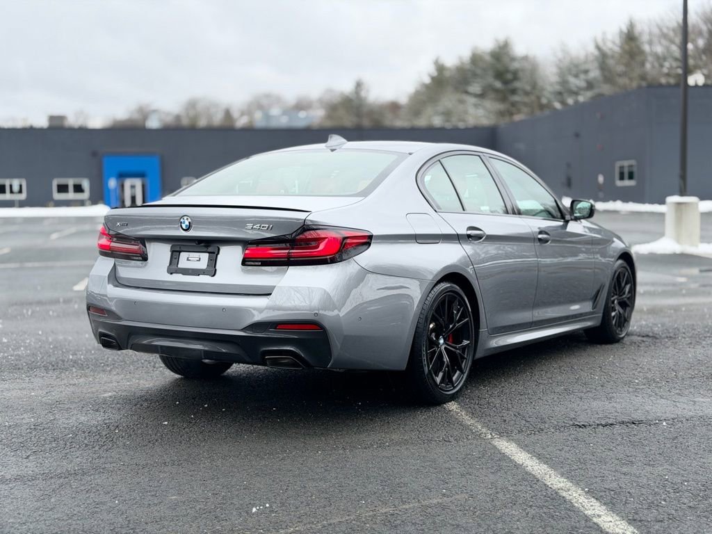 Certified 2023 BMW 540i xDrive w/ M Sport Package image 7
