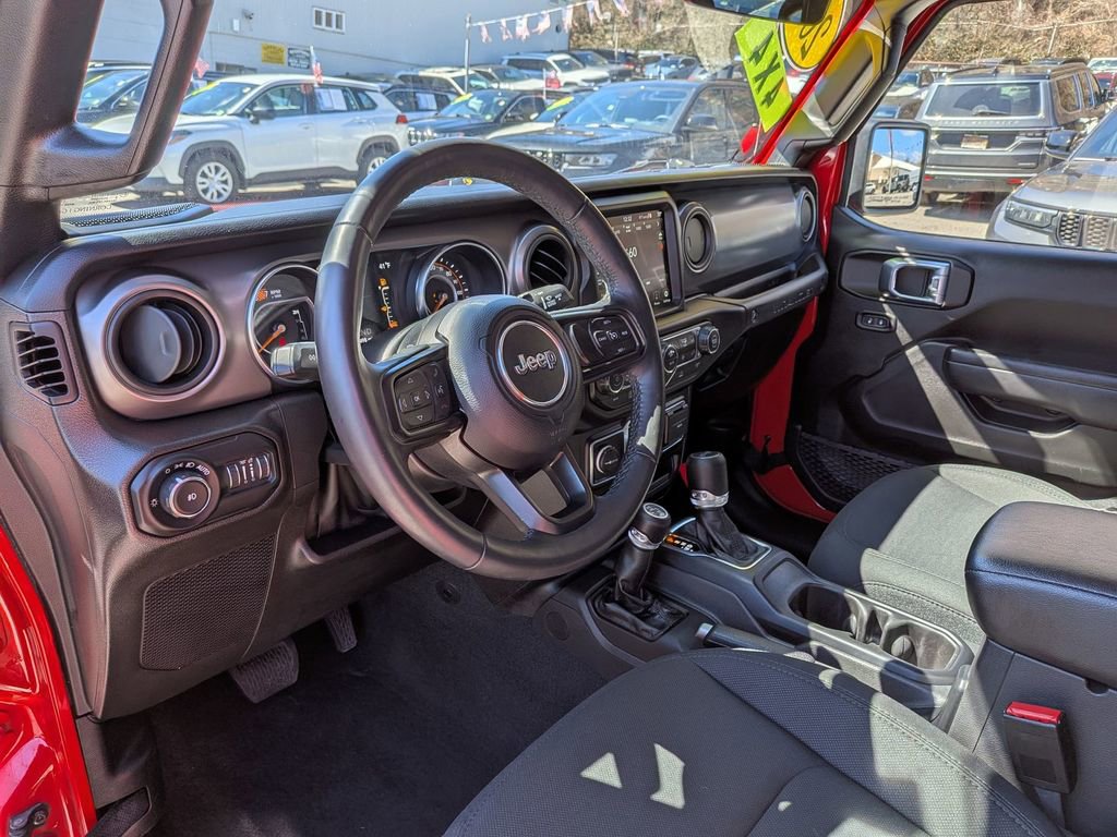 Used 2022 Jeep Wrangler Unlimited Sport image 13