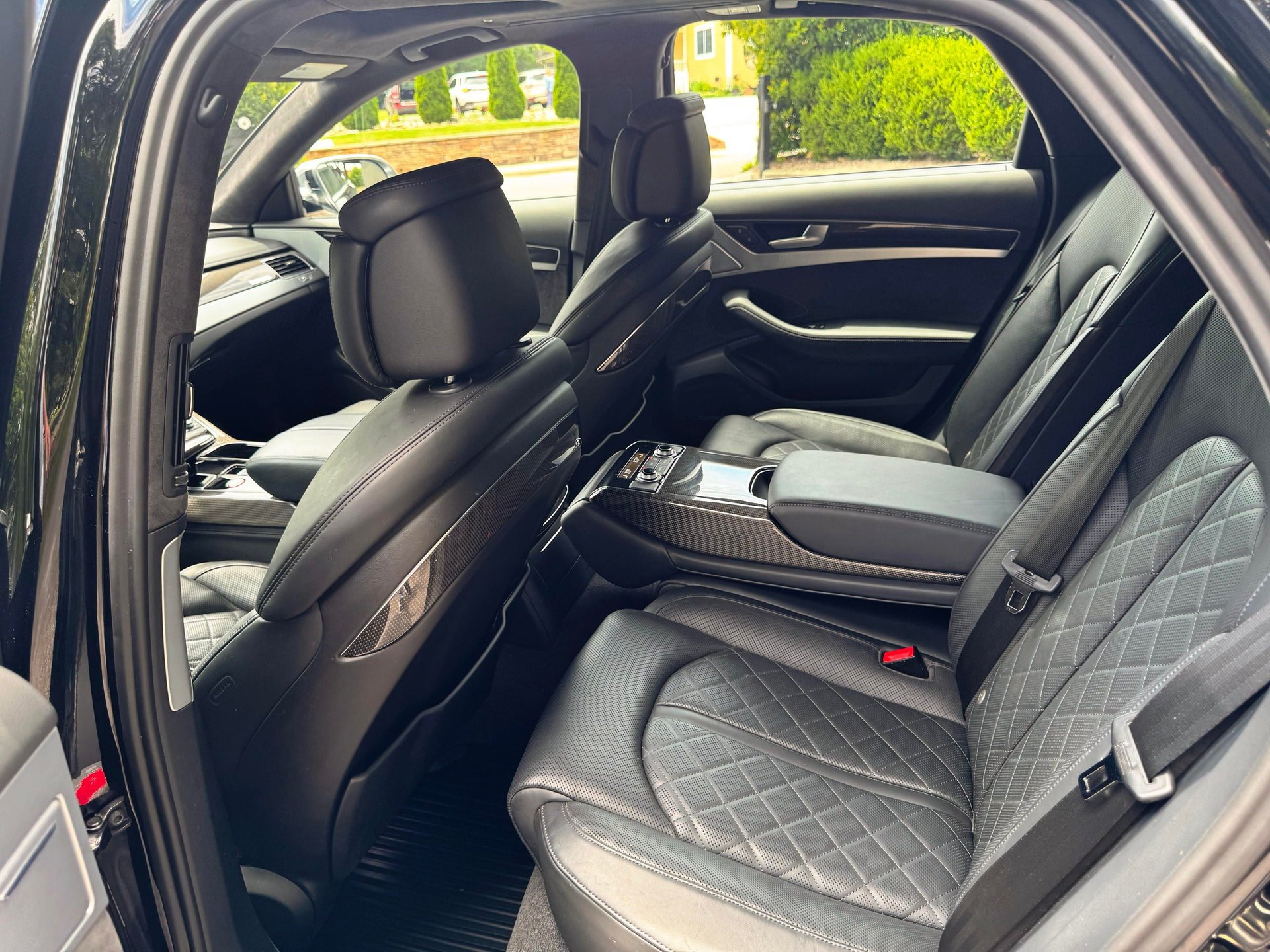 Used 2017 Audi S8 Plus AWD/4WD image 34