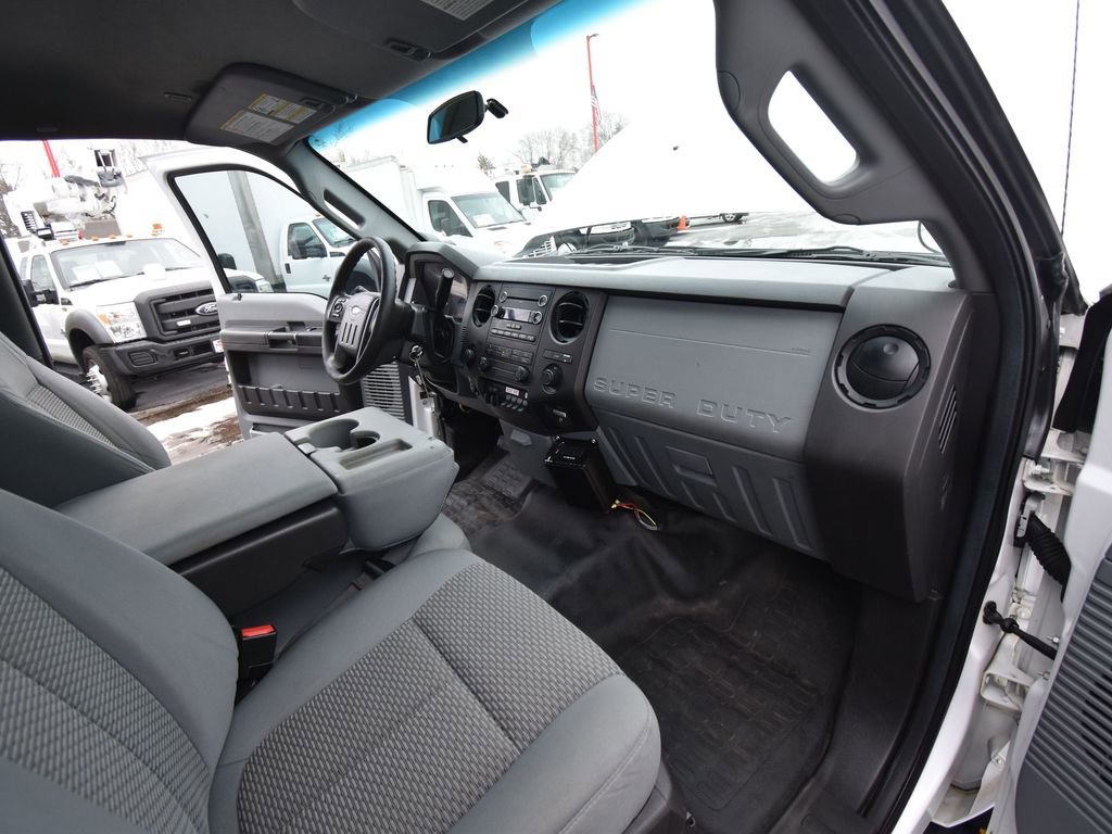 Used 2016 Ford F550 4x4 Regular Cab Super Duty image 58