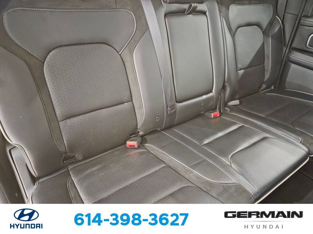Used 2023 RAM 1500 Laramie AWD/4WD image 19