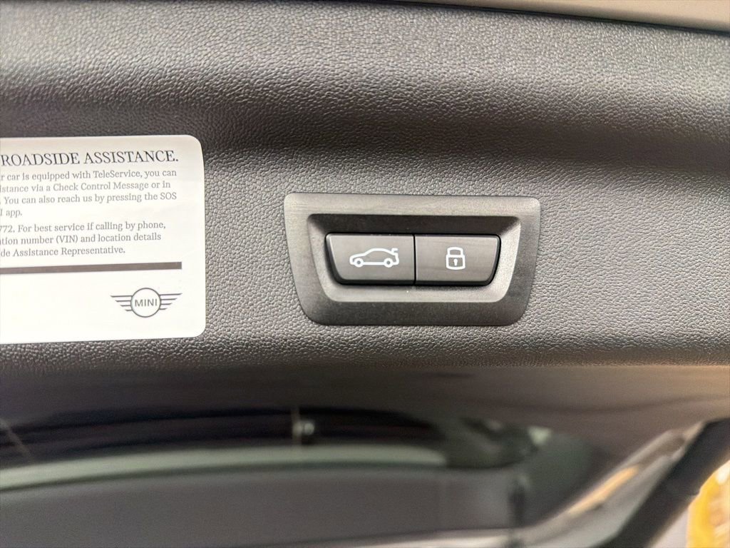 Used 2025 MINI Cooper Countryman S w/ Comfort Package Max image 33