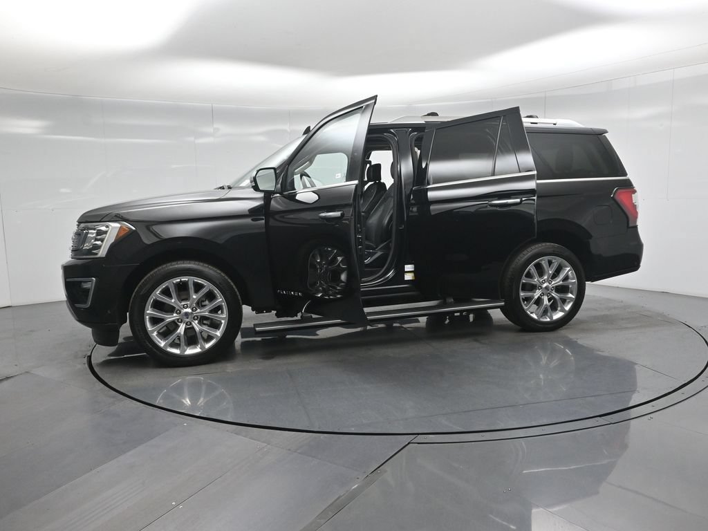 Used 2019 Ford Expedition Platinum RWD image 40