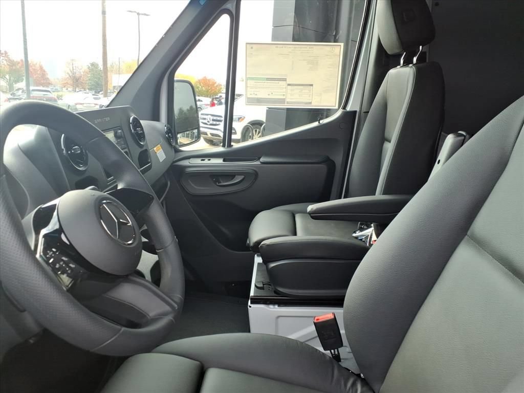 New 2026 Mercedes-Benz Sprinter 3500 image 13