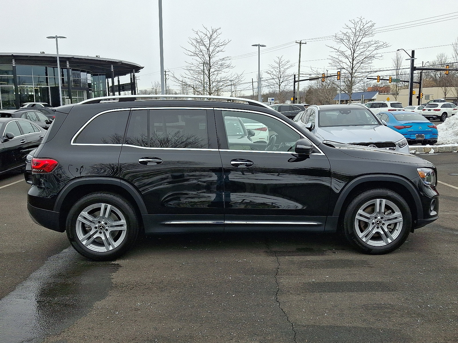 Certified 2023 Mercedes-Benz GLB 250 4MATIC image 7