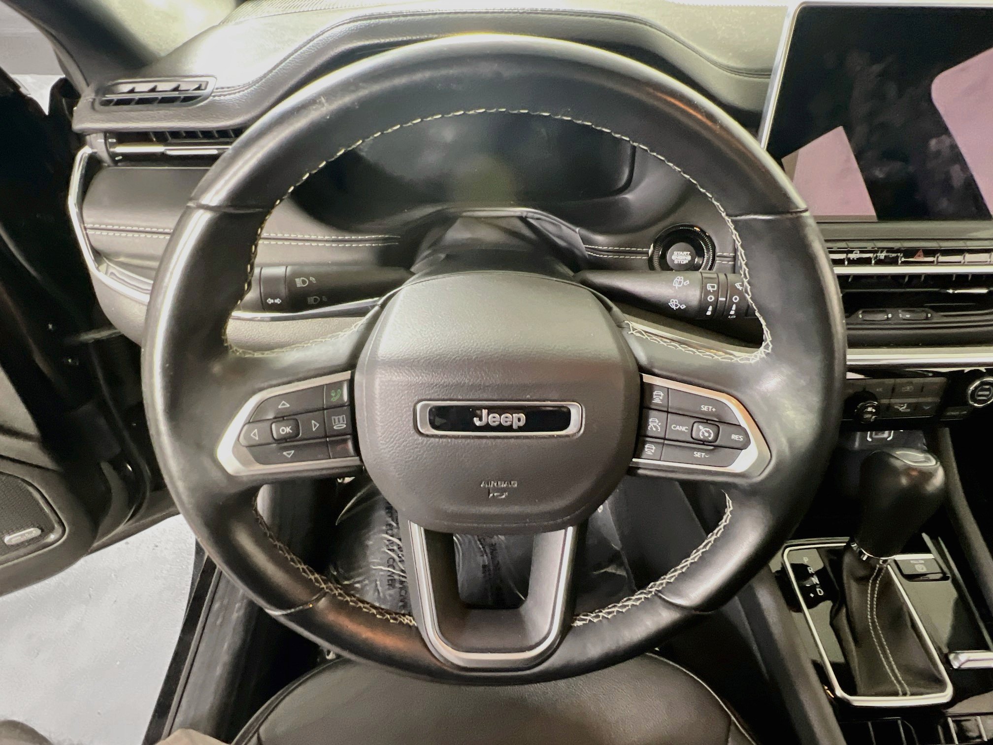 Used 2022 Jeep Compass High Altitude AWD/4WD image 11