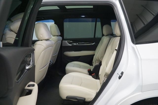 Certified 2023 Cadillac XT6 Sport w/ Technology Package image 23