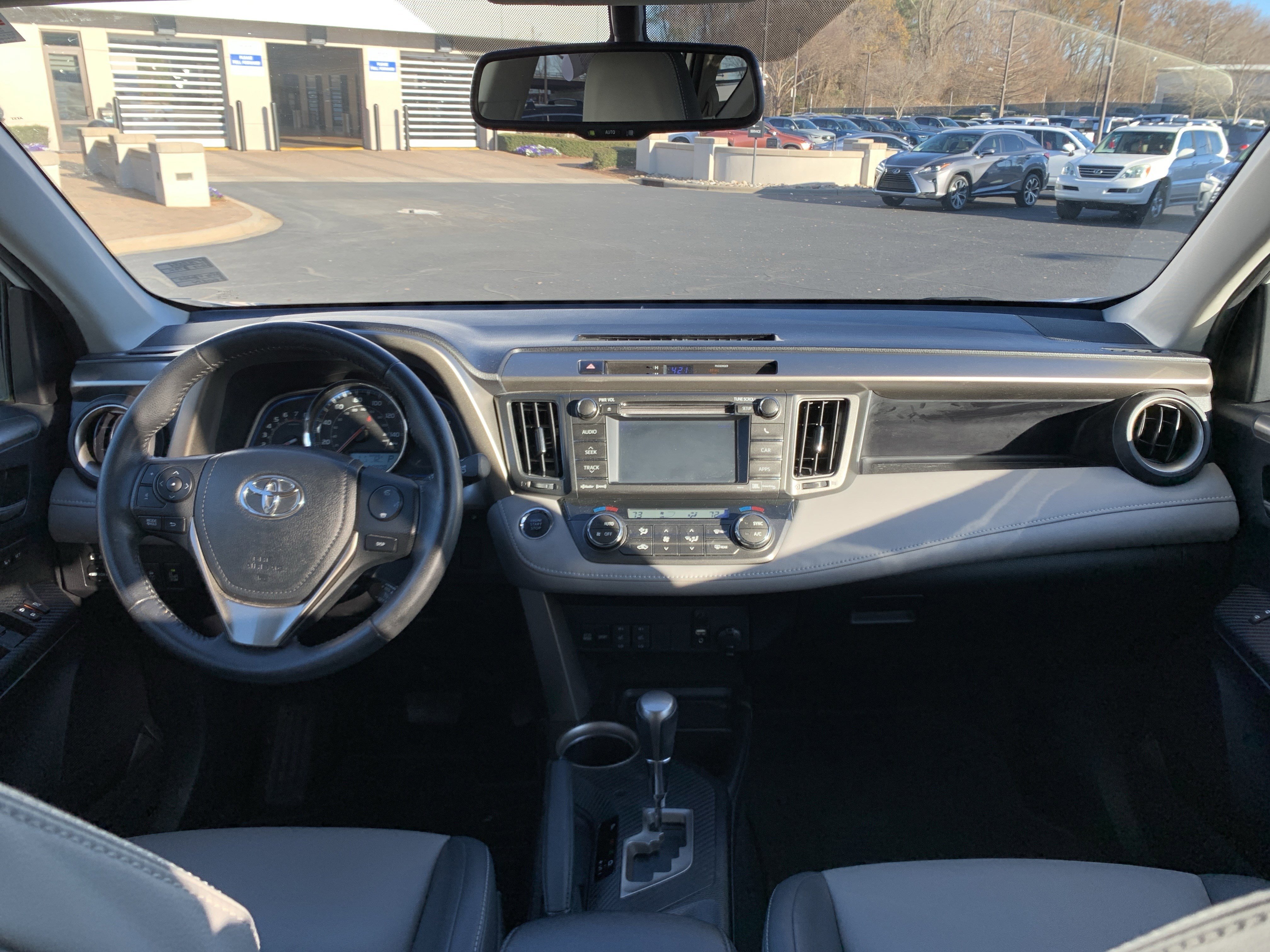Used 2013 Toyota RAV4 Limited image 30
