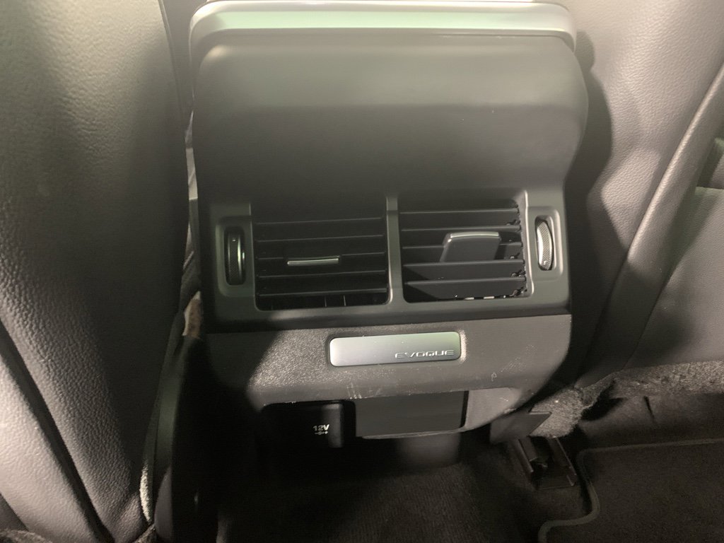 Used 2020 Land Rover Range Rover Evoque SE image 34