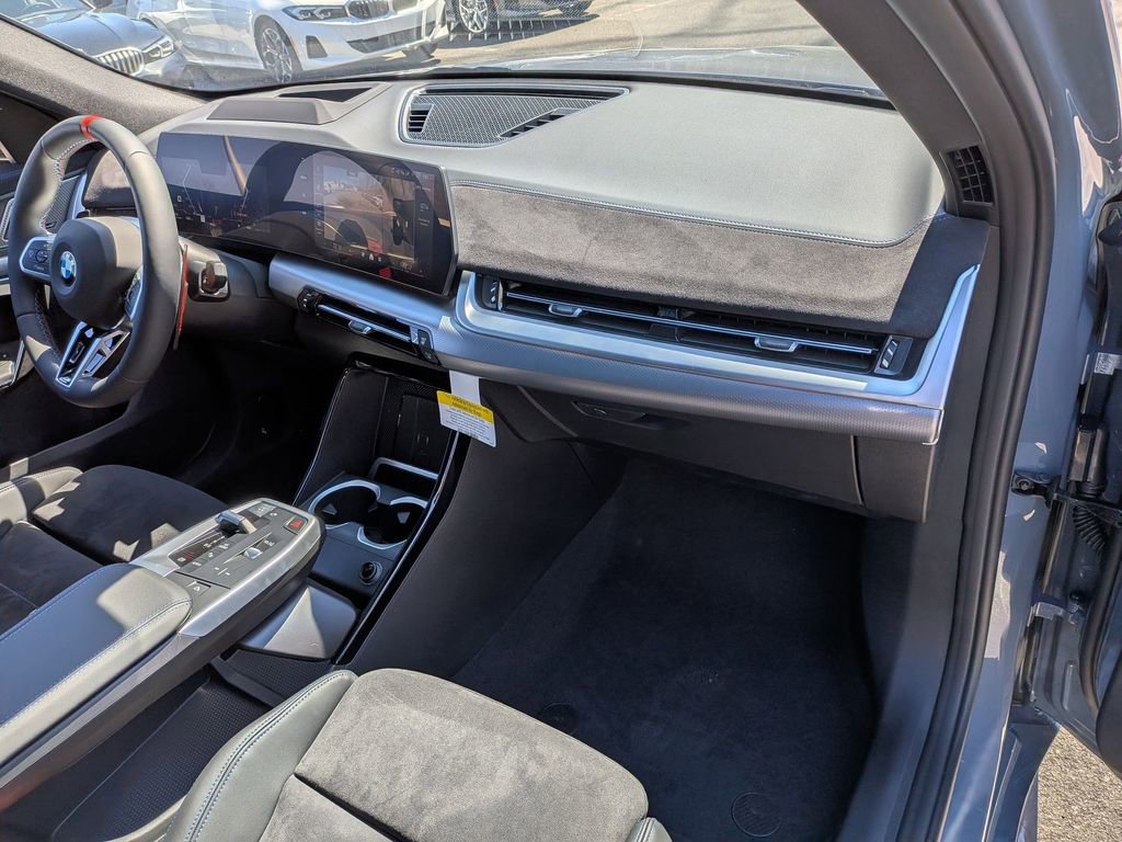 New 2026 BMW X2 M35i w/ Technology Package AWD/4WD image 25