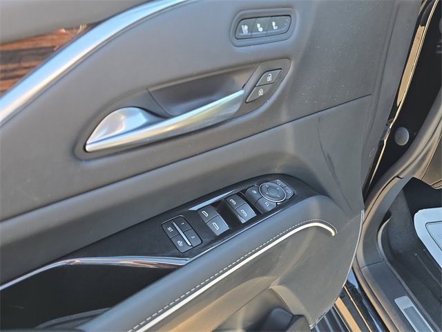 Certified 2022 Cadillac Escalade Premium Luxury image 24