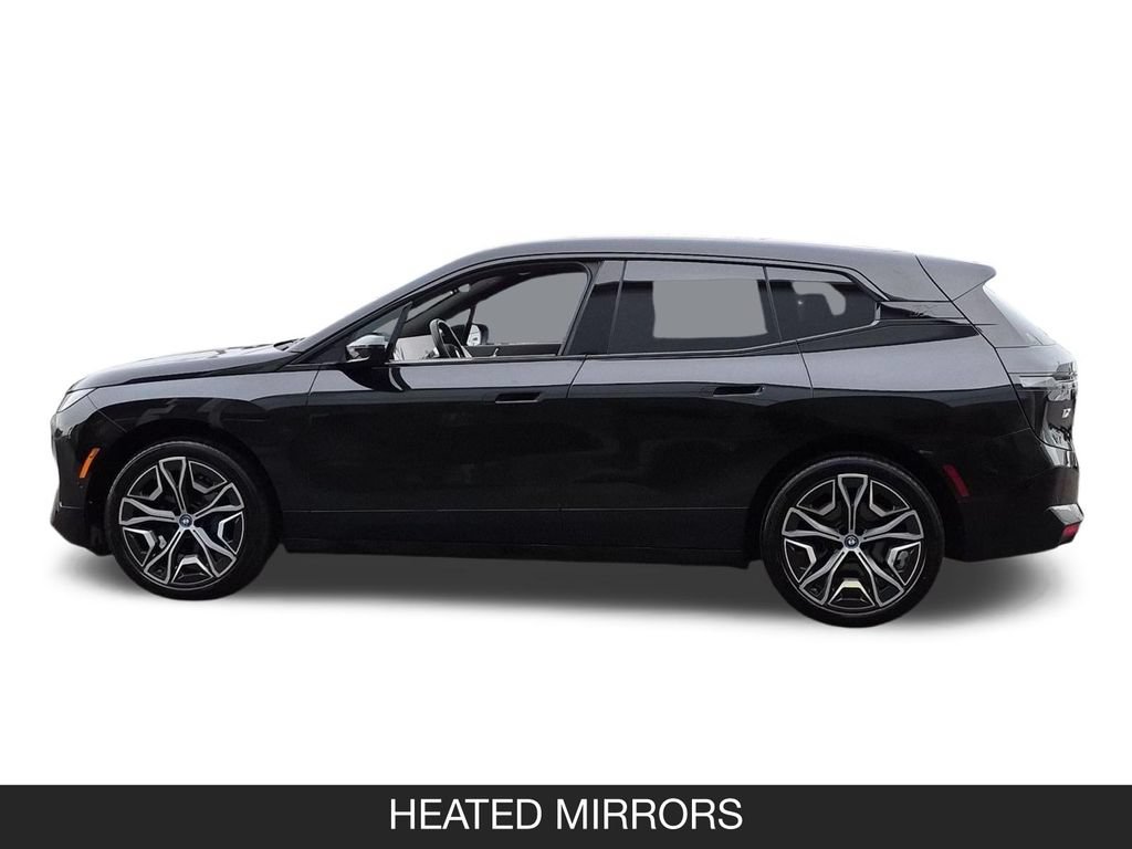 Used 2025 BMW iX xDrive50 AWD/4WD image 5
