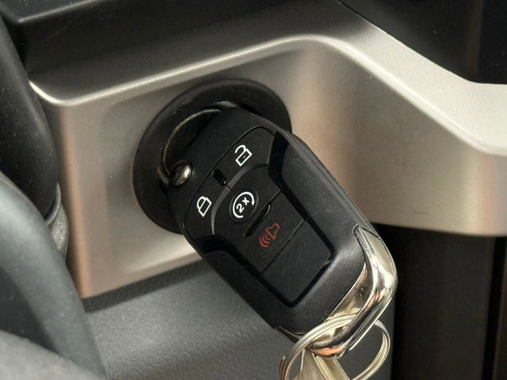 New 2025 Ford F550 2WD Regular Cab Super Duty image 19