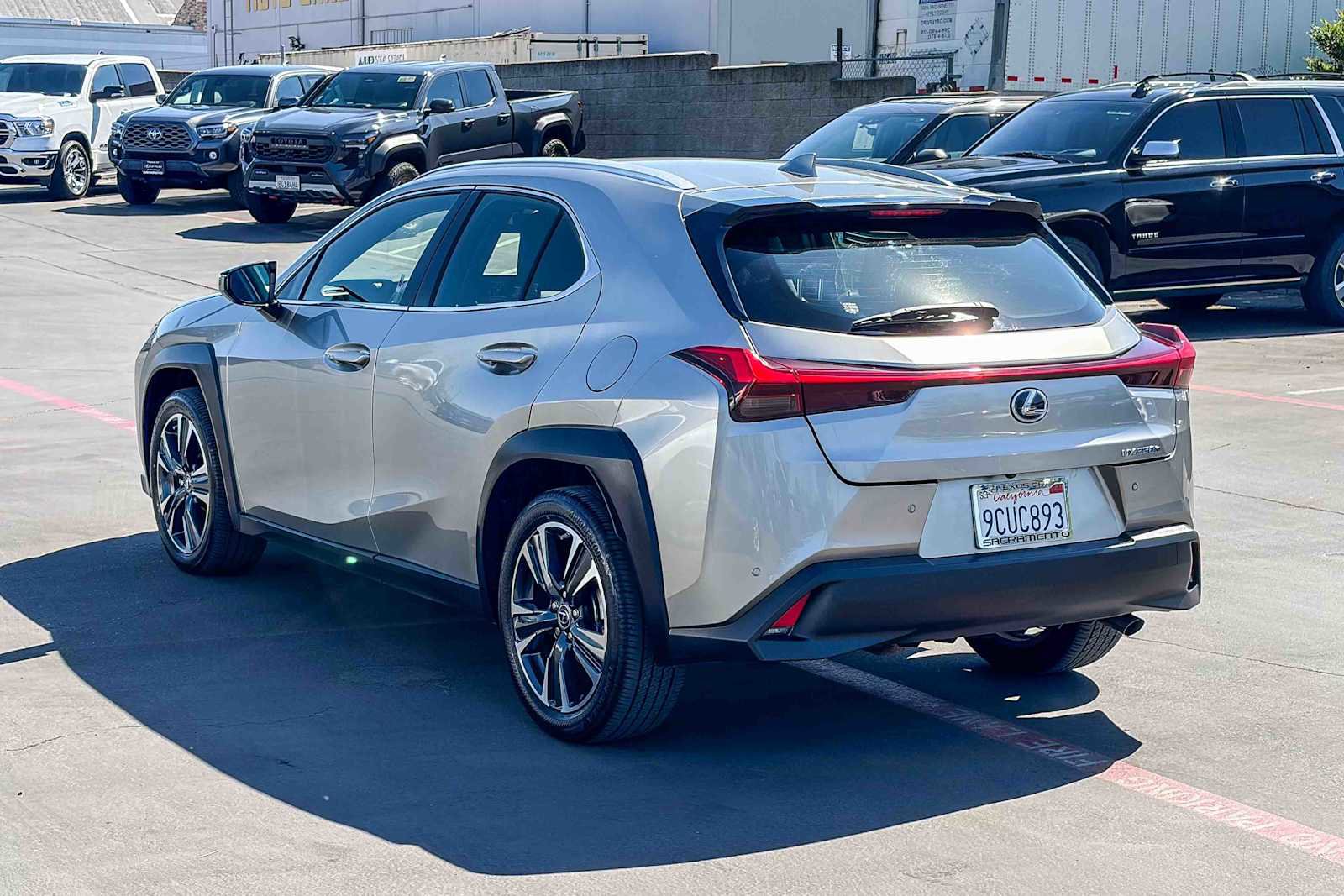 Certified 2022 Lexus UX 250h AWD w/ Accessory Package (Z1) image 2
