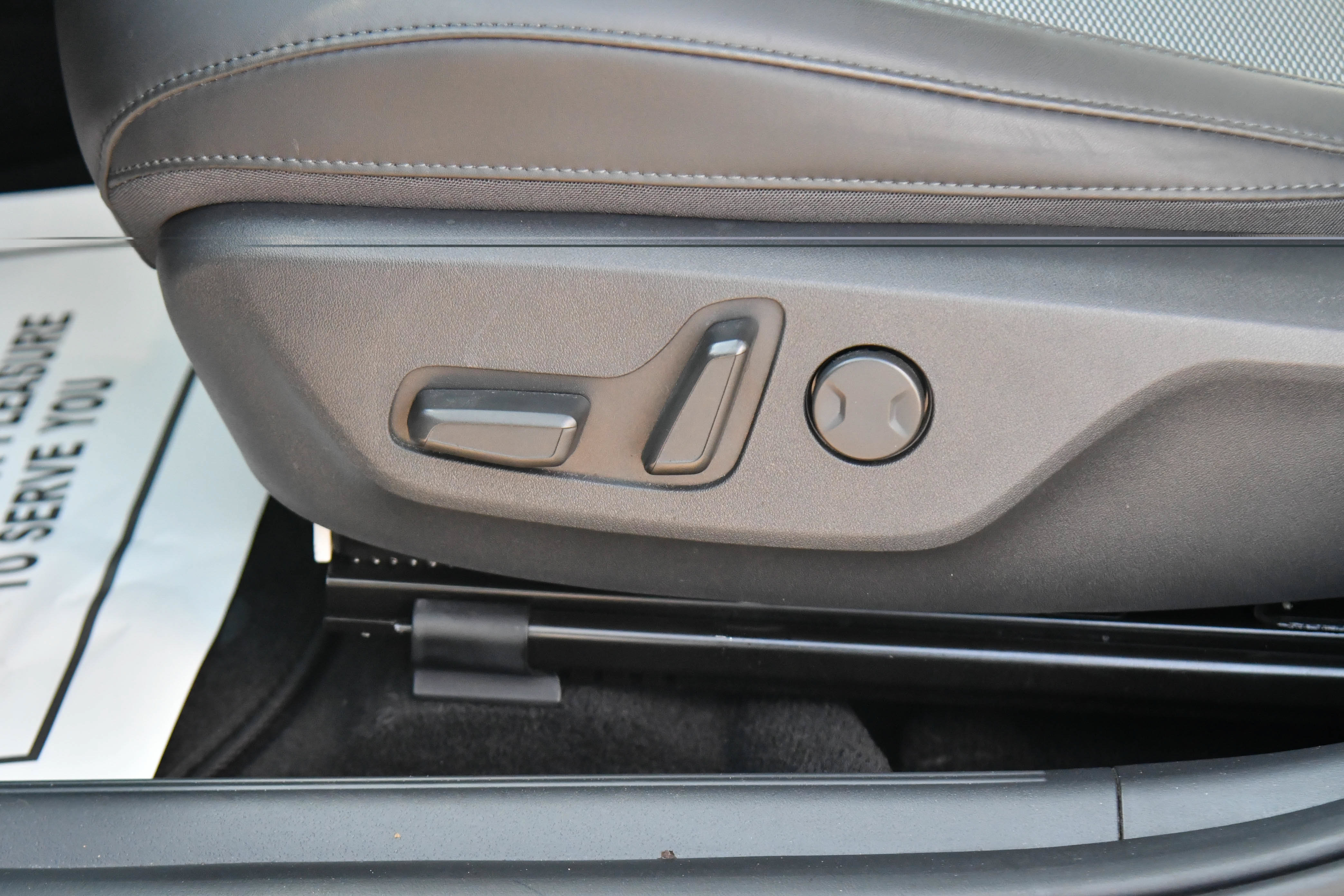 Used 2025 Kia Niro Wind FWD image 17