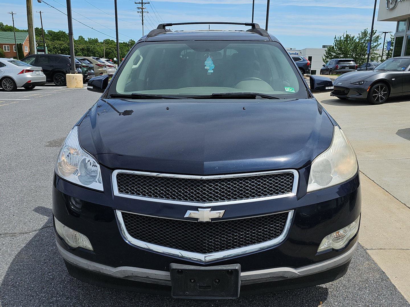 Used 2012 Chevrolet Traverse LT AWD/4WD image 2