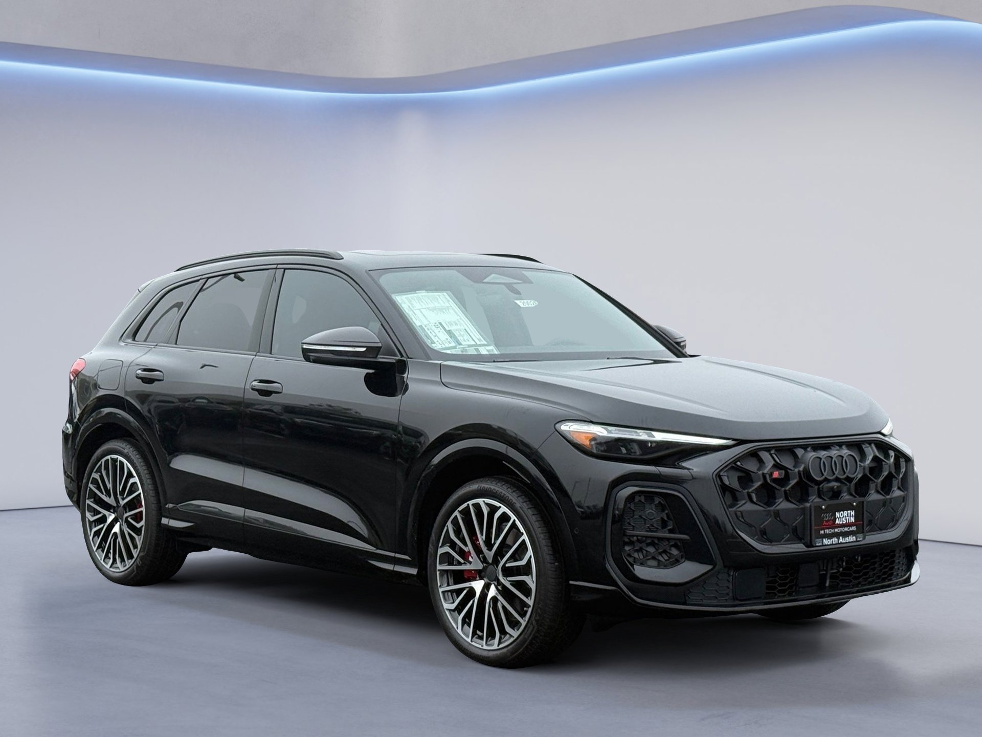 New 2026 Audi SQ5 Prestige AWD/4WD image 4