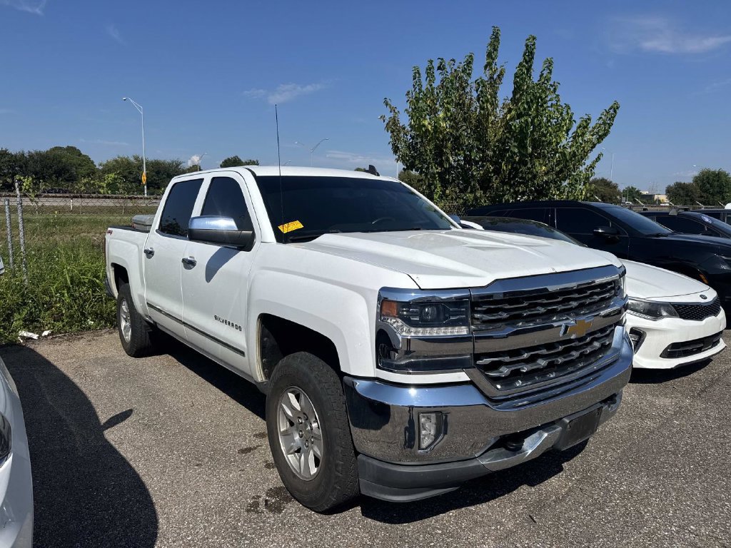 Used 2018 Chevrolet Silverado 1500 LTZ AWD/4WD image 16