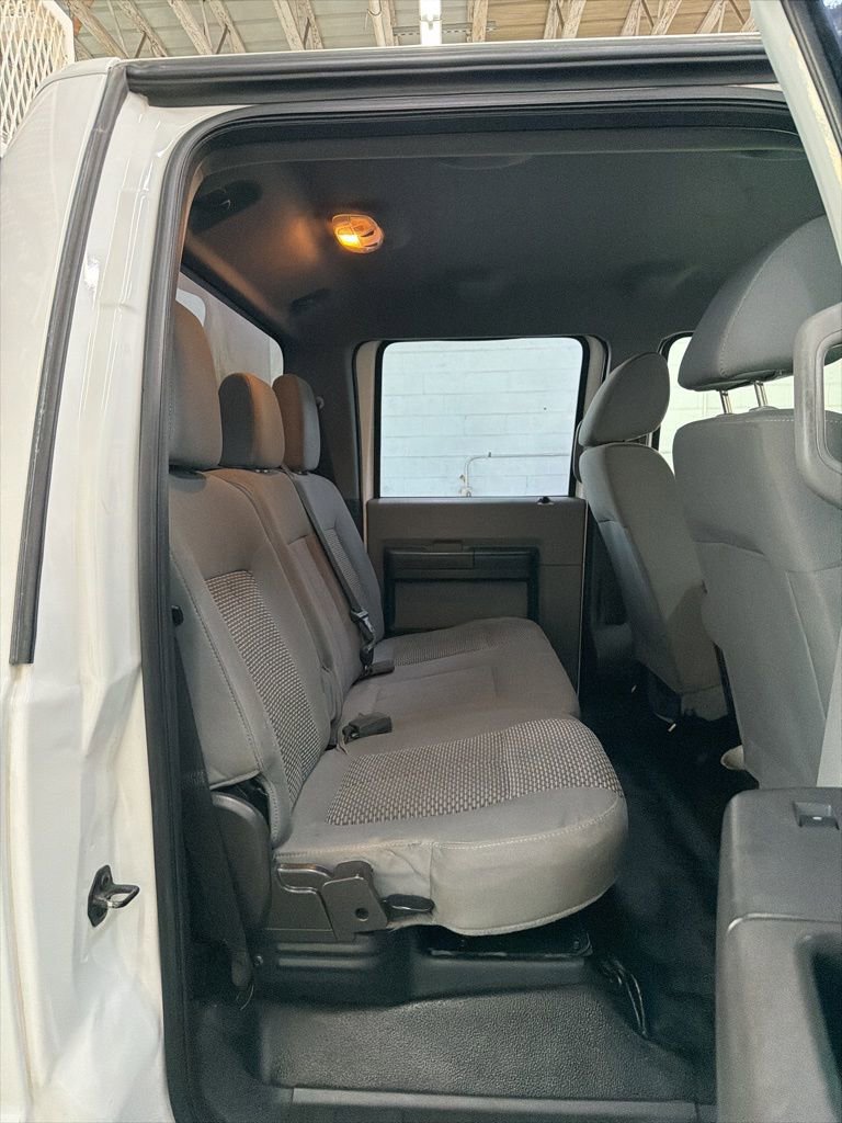 Used 2014 Ford F550 4x4 Crew Cab Super Duty image 37
