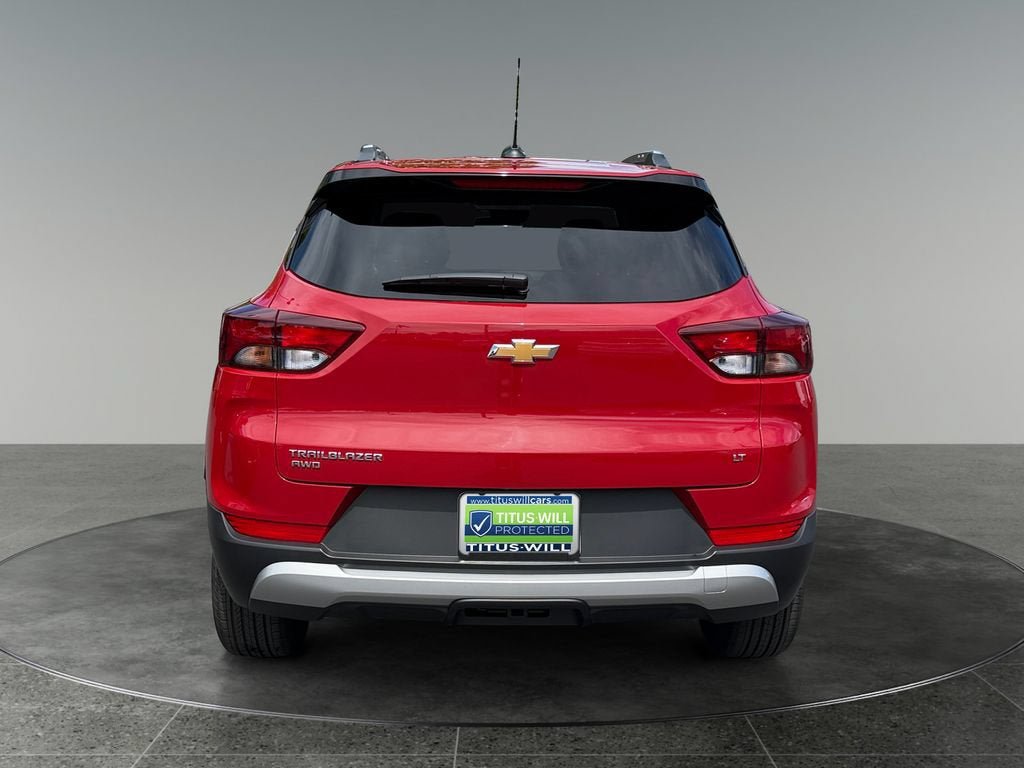 Used 2026 Chevrolet TrailBlazer LT w/ LPO, Trailering Package AWD/4WD image 8