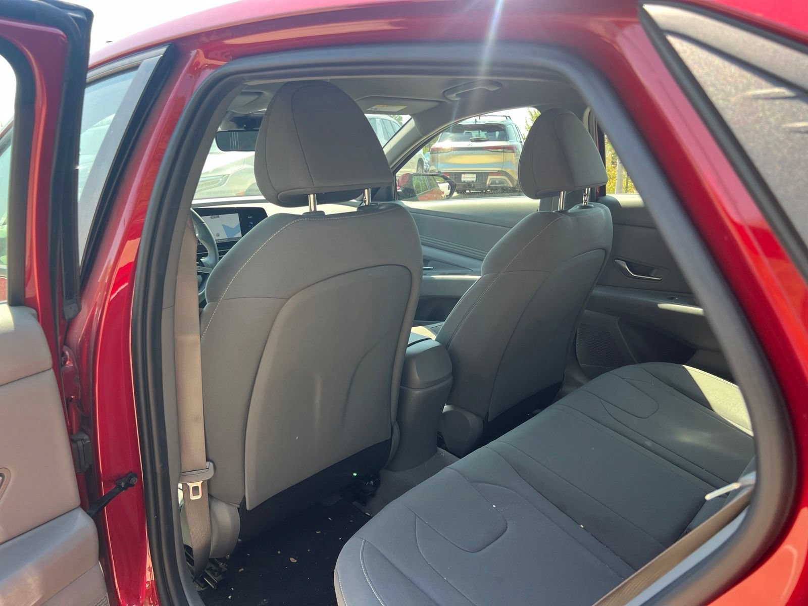 Used 2023 Hyundai Elantra SEL w/ Convenience Package FWD image 15