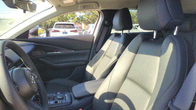 New 2026 MAZDA CX-30 AWD 2.5 S w/ Select Sport Pkg image 14