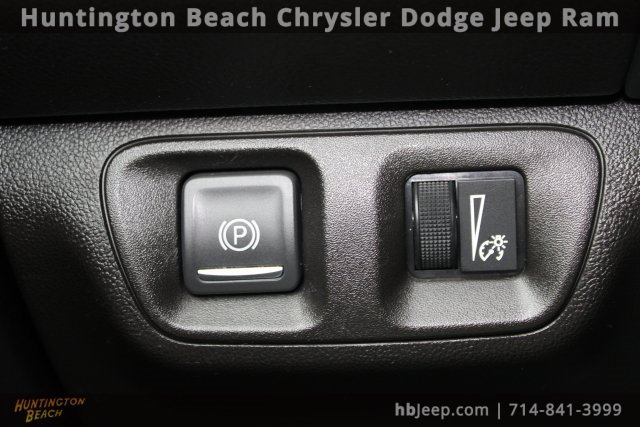 Used 2021 GMC Acadia AT4 w/ LPO, Cargo Package image 21