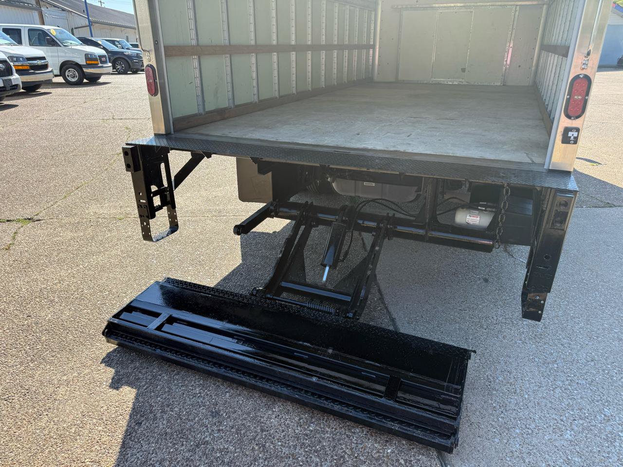 Used 2024 Ford E-350 and Econoline 350 Super Duty w/ Power Windows & Locks Group RWD image 8