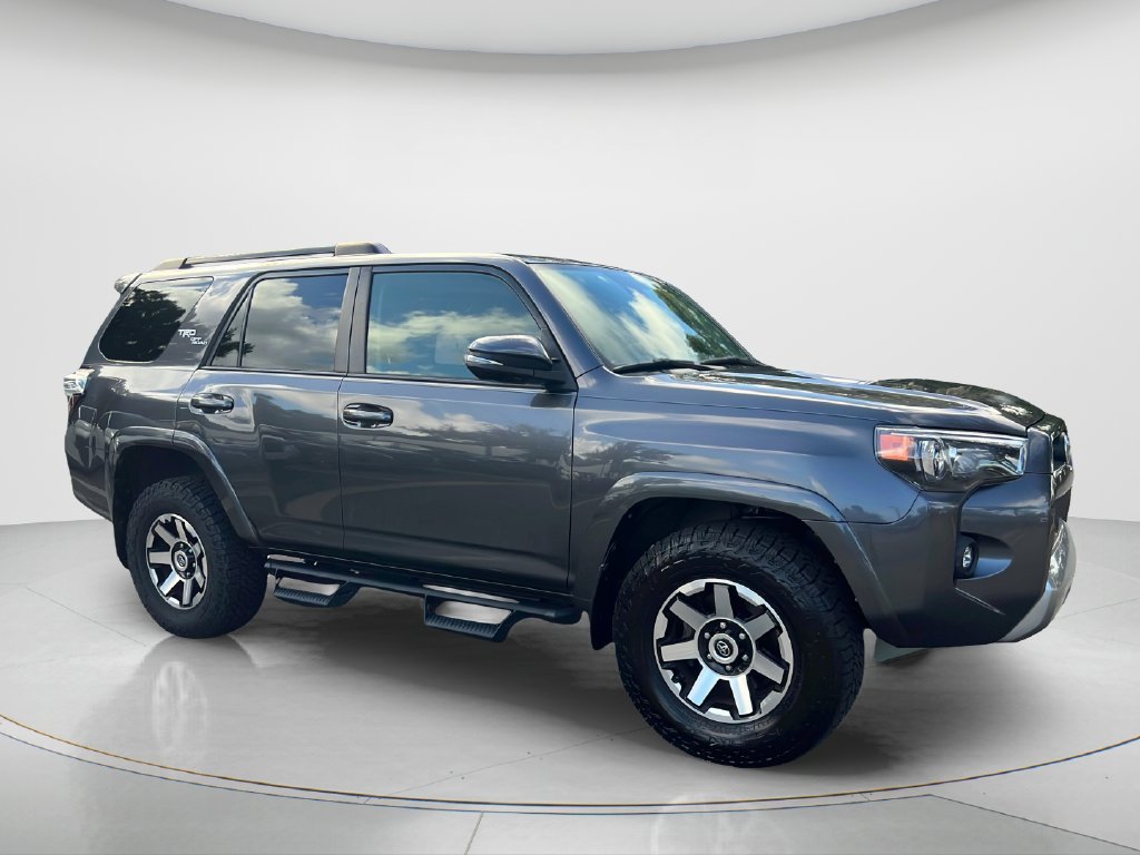 Used 2023 Toyota 4Runner TRD Off-Road Premium w/ Moonroof Package AWD/4WD image 3