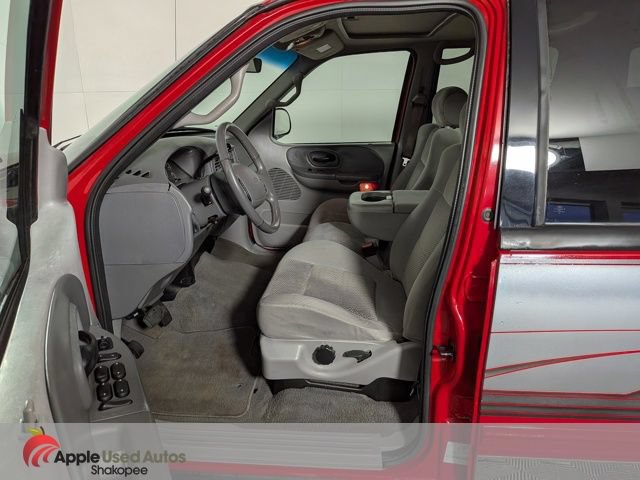 Used 2002 Ford F150 XLT AWD/4WD image 10