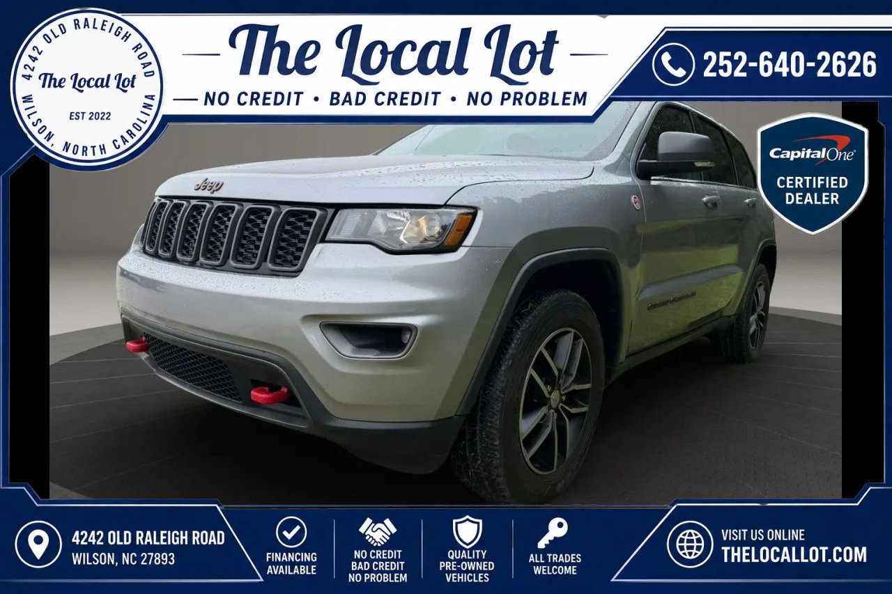 Used 2017 Jeep Grand Cherokee Trailhawk AWD/4WD image 1