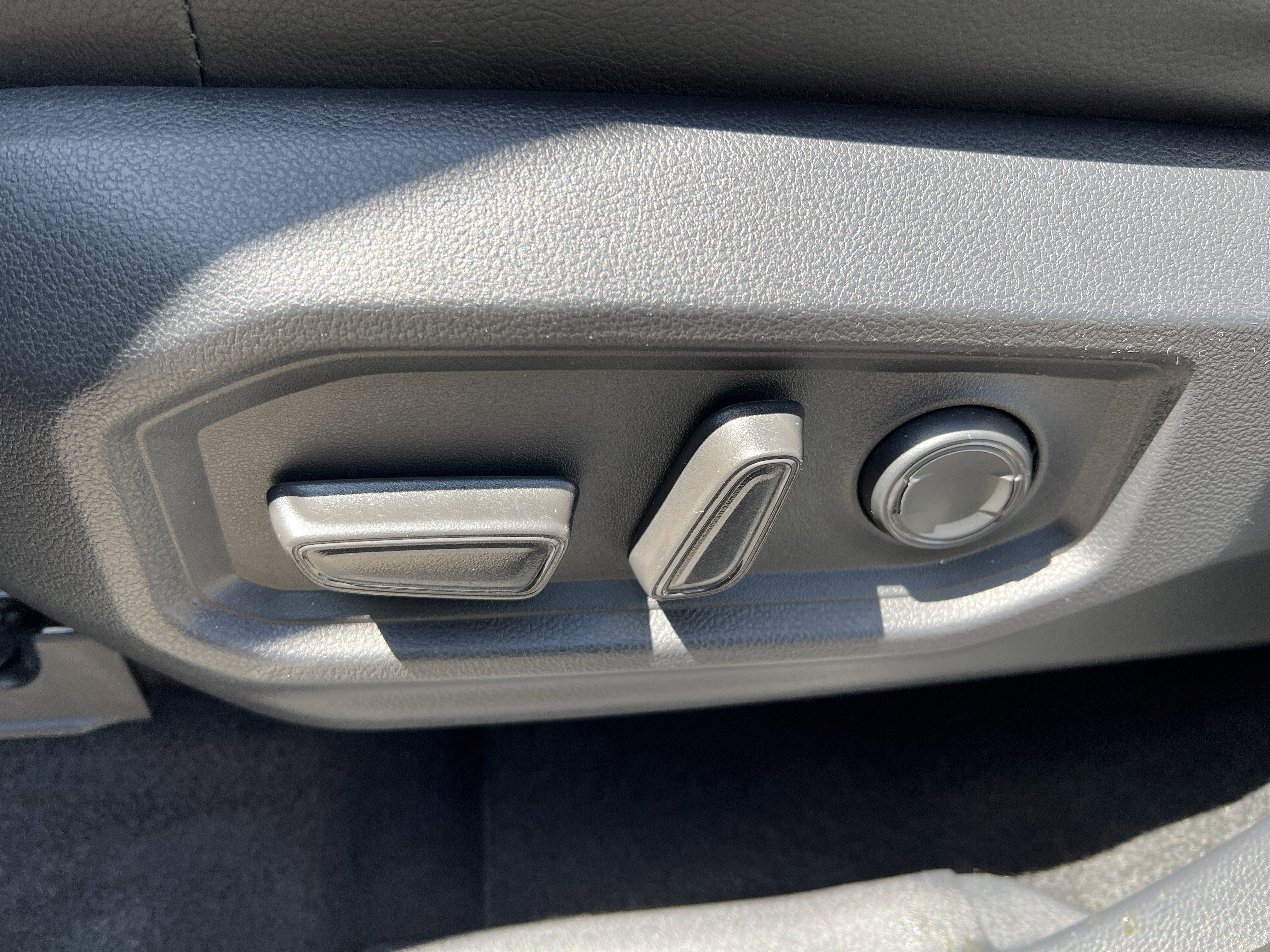 Used 2022 Toyota Tundra SR5 AWD/4WD image 20