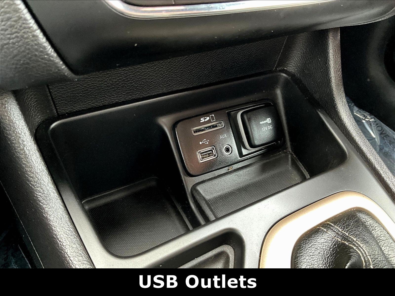 Used 2017 Jeep Cherokee Limited FWD image 14