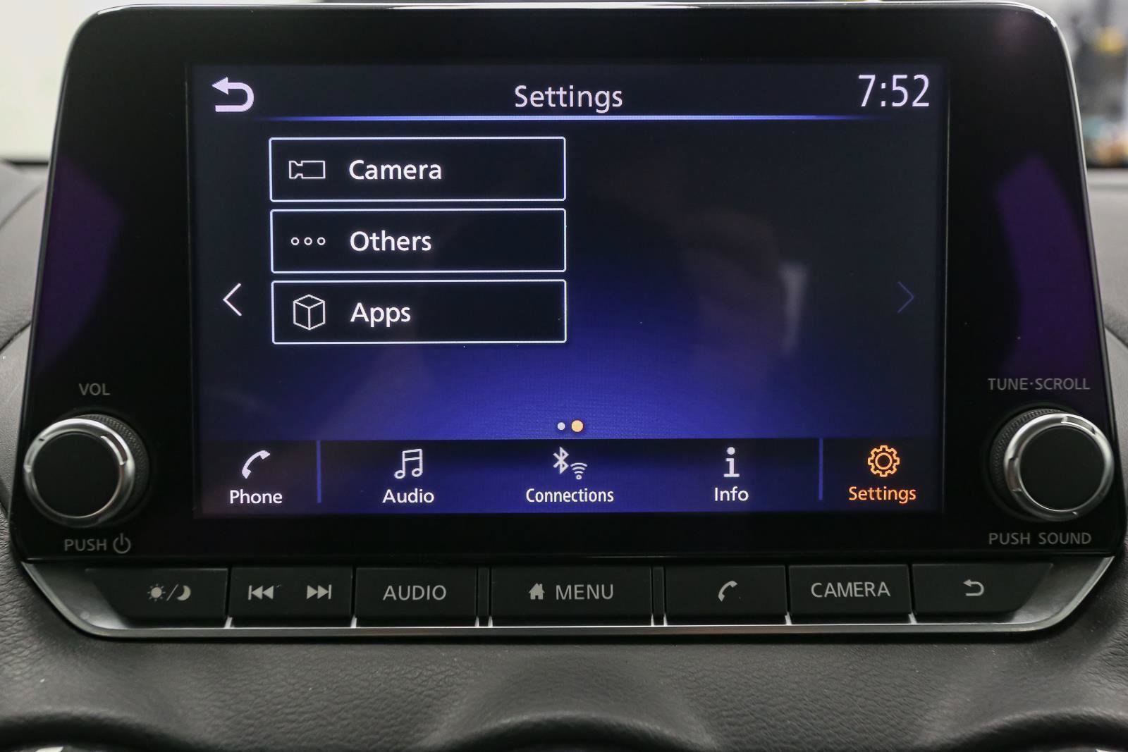 Used 2020 Nissan Sentra SR w/ Premium Package FWD image 28