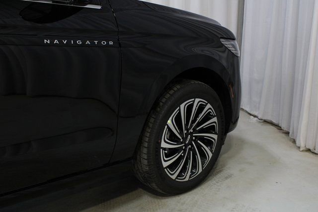 New 2026 Lincoln Navigator Black Label image 56