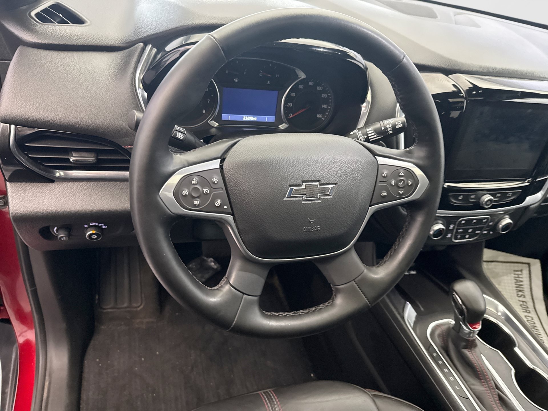 Used 2023 Chevrolet Traverse RS AWD/4WD image 12