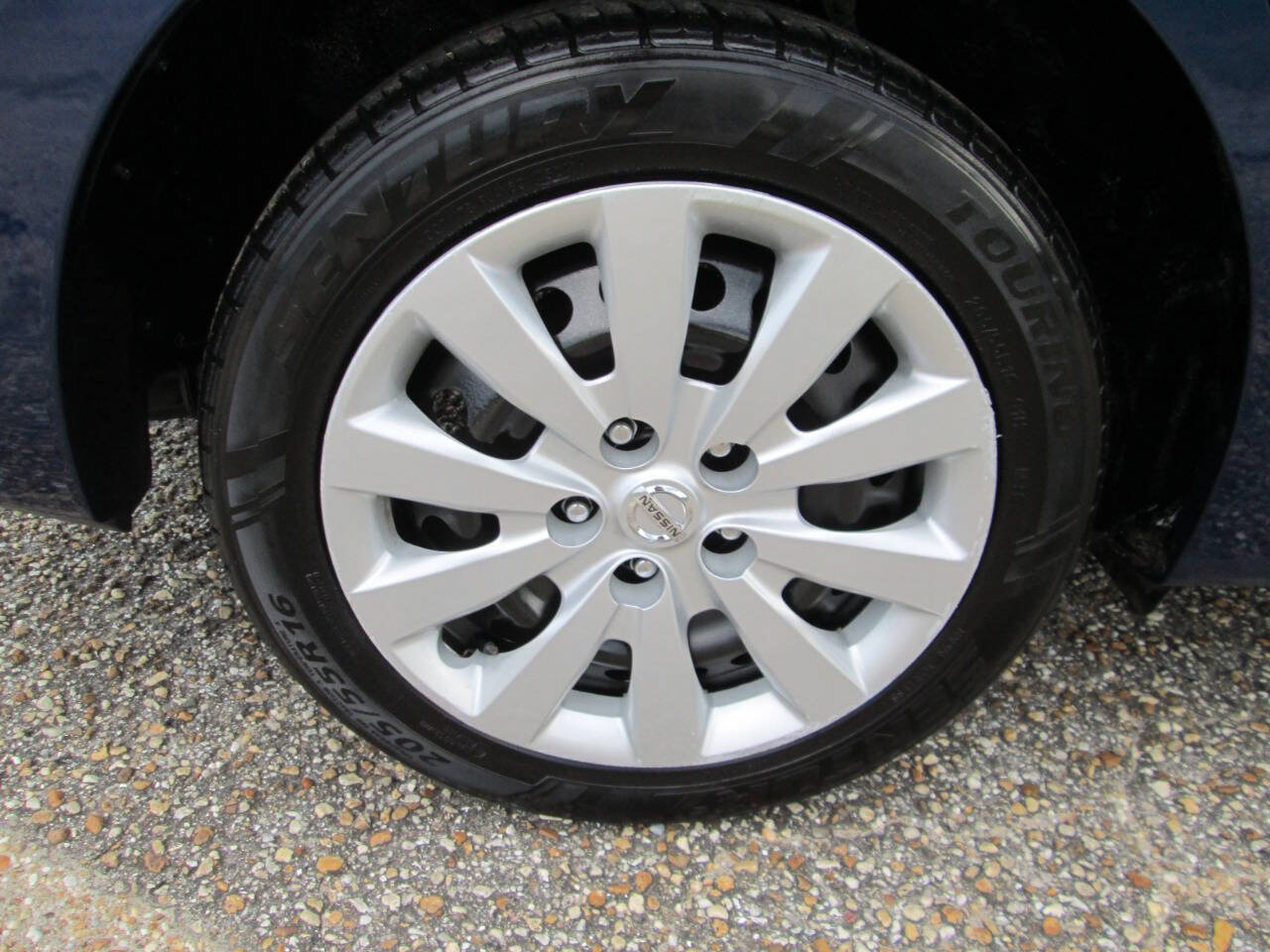 Used 2019 Nissan Sentra S FWD image 18