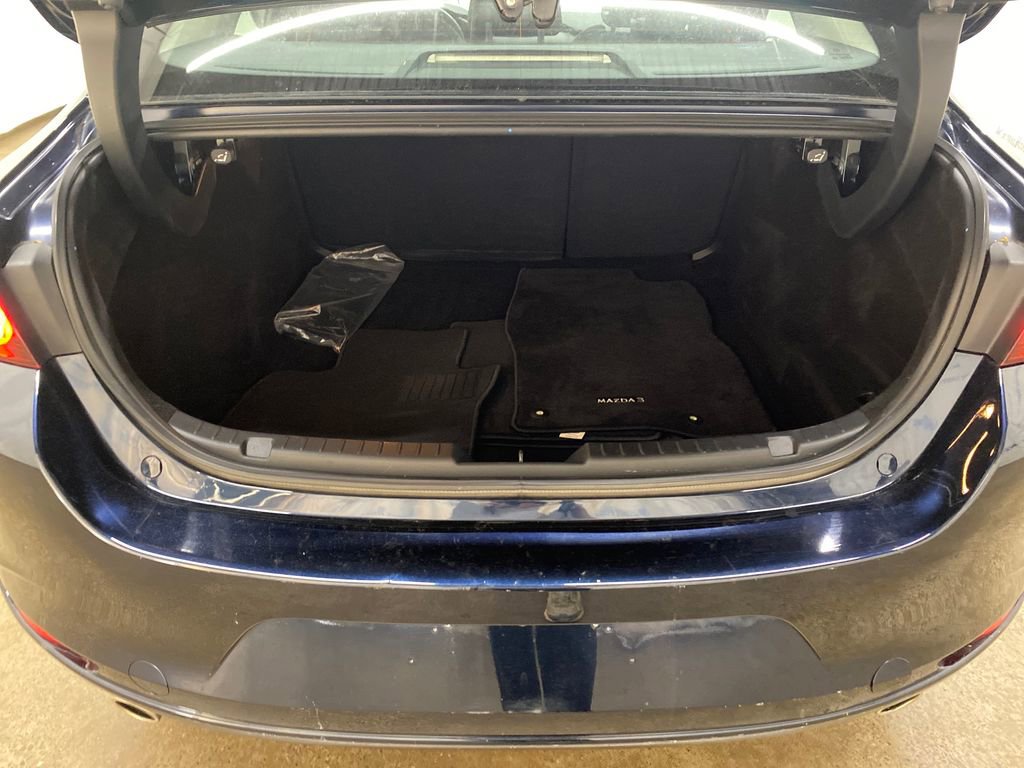 Used 2023 MAZDA MAZDA3 s image 18