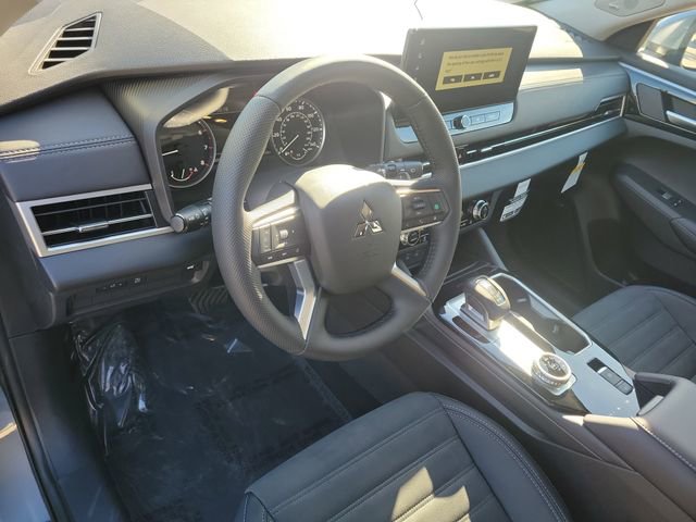 New 2026 Mitsubishi Outlander SE image 21