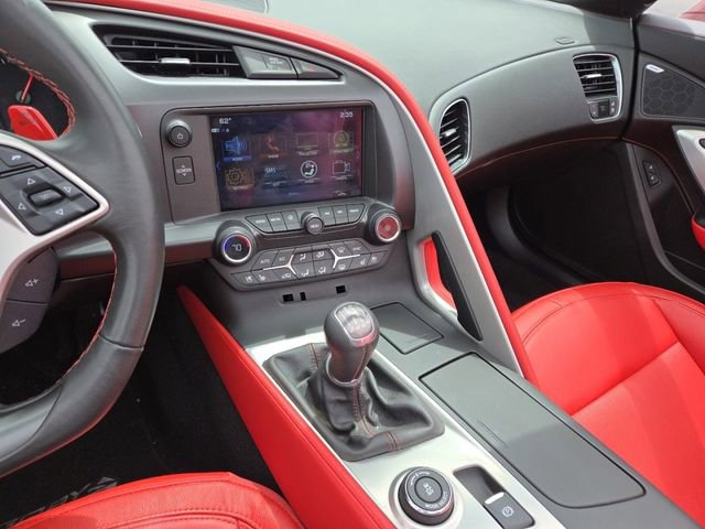 Used 2019 Chevrolet Corvette Stingray Convertible w/ 2LT Preferred Equipment Group RWD image 33