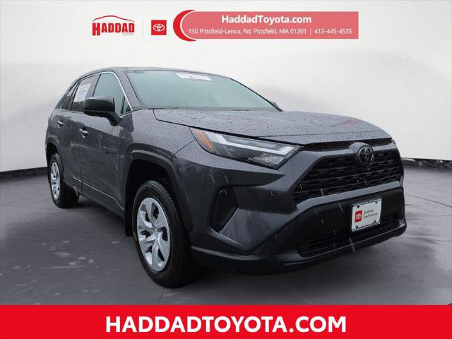 Certified 2024 Toyota RAV4 LE AWD/4WD image 8
