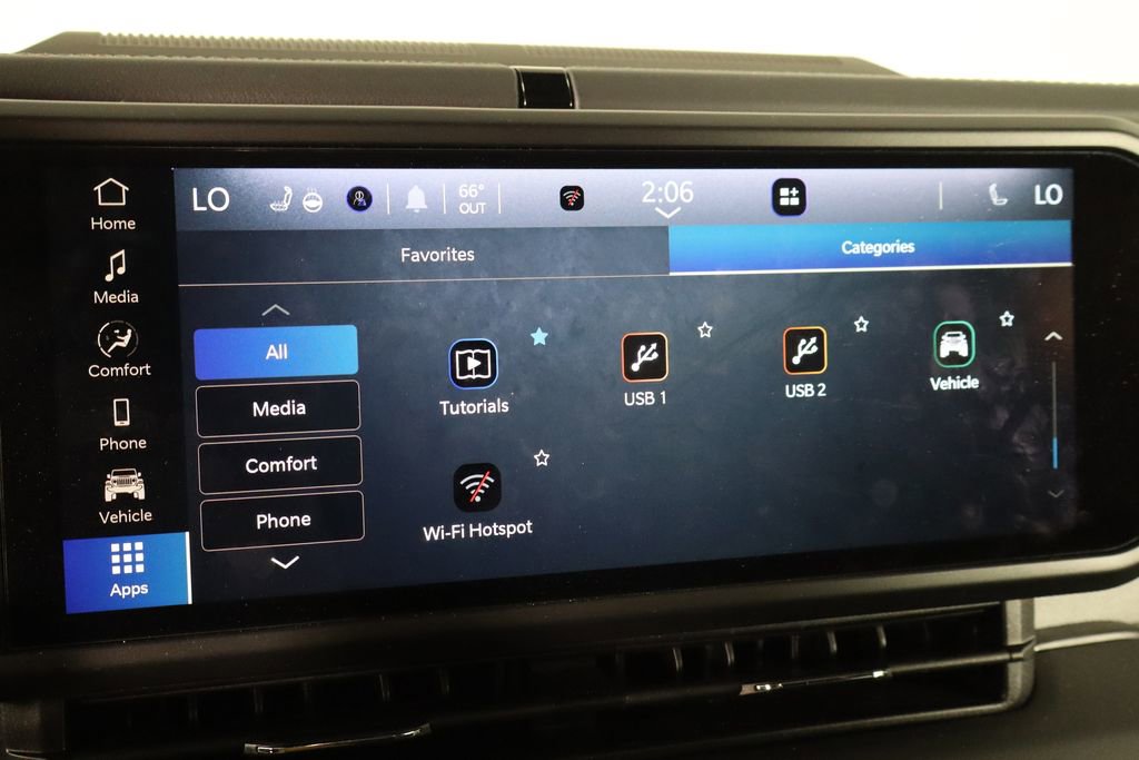 Used 2025 Jeep Wrangler Unlimited Sahara w/ Safety Group image 39