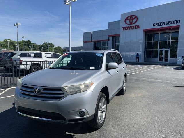 Used 2013 Toyota Highlander Limited FWD video 1