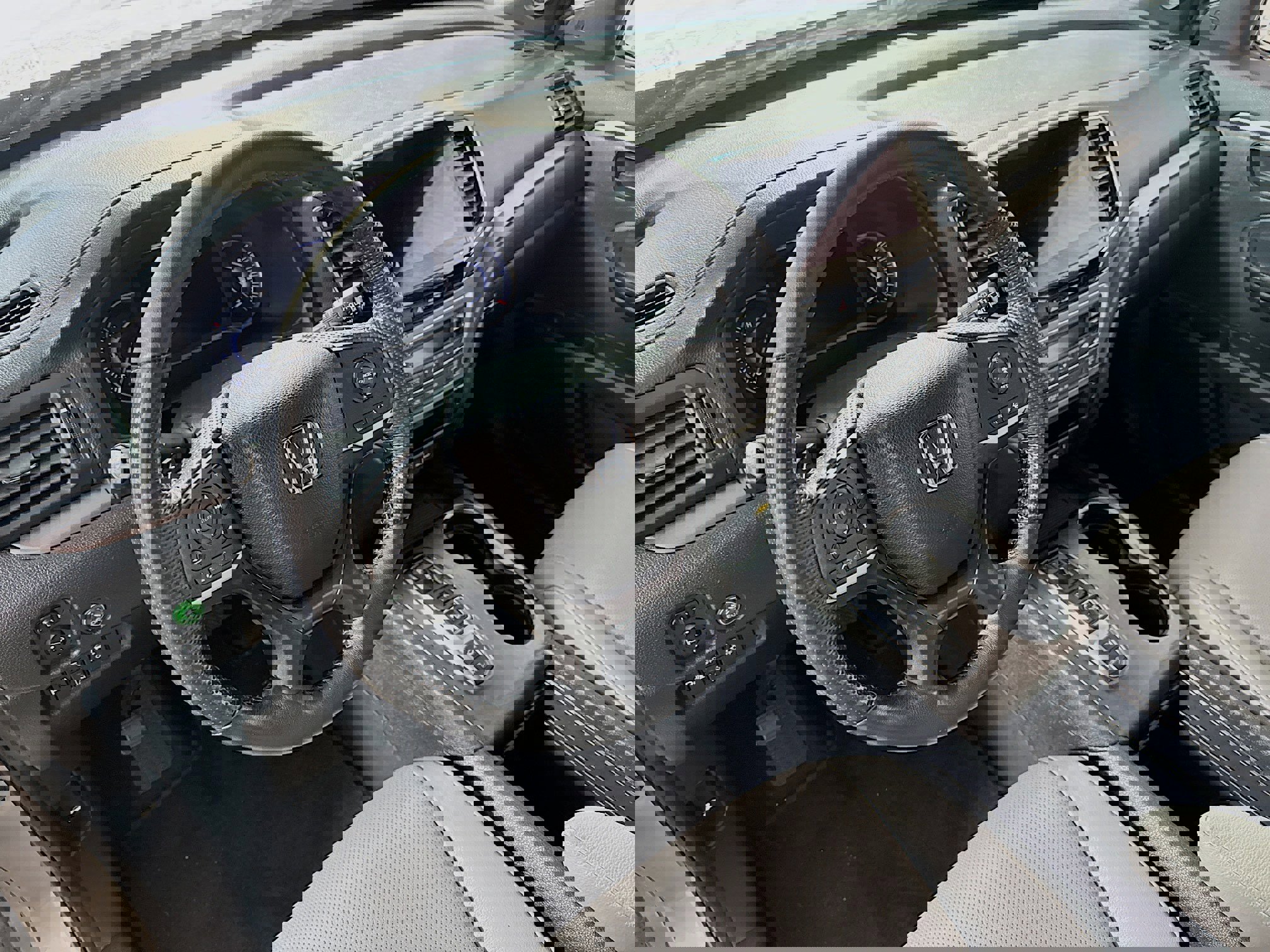 Used 2022 Honda Passport EX-L image 13