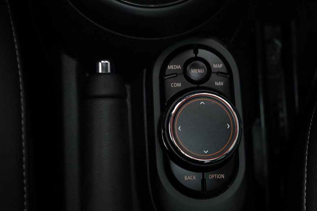 Used 2019 MINI Cooper S w/ Signature Upholstery Package image 13