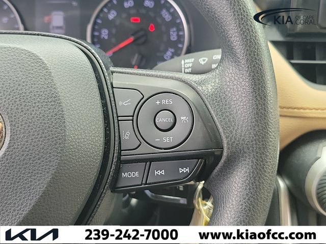 Used 2020 Toyota RAV4 LE w/ All Weather Liner Package AWD/4WD image 24