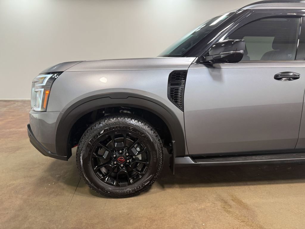Used 2026 Nissan Armada PRO-4X AWD/4WD image 37