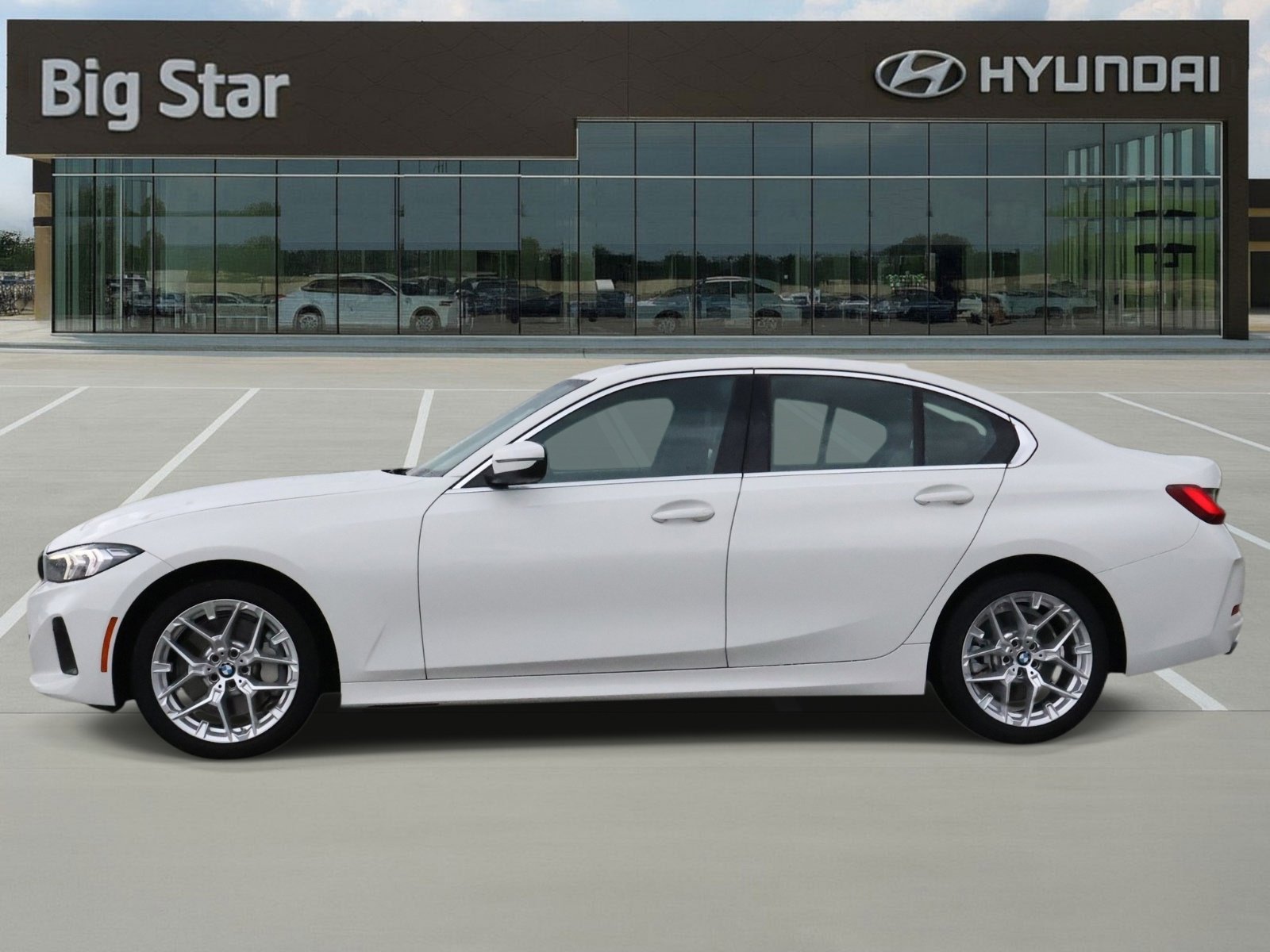 Used 2025 BMW 330i xDrive Sedan AWD/4WD image 2